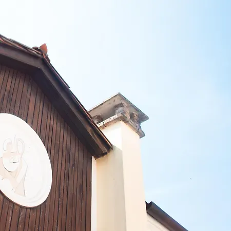 Casa Antica Pietra بيت للعطل *